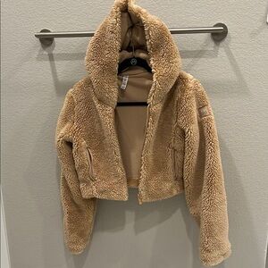 ALO Yoga Tan Teddy Jacket Plush Hooded Cropped
